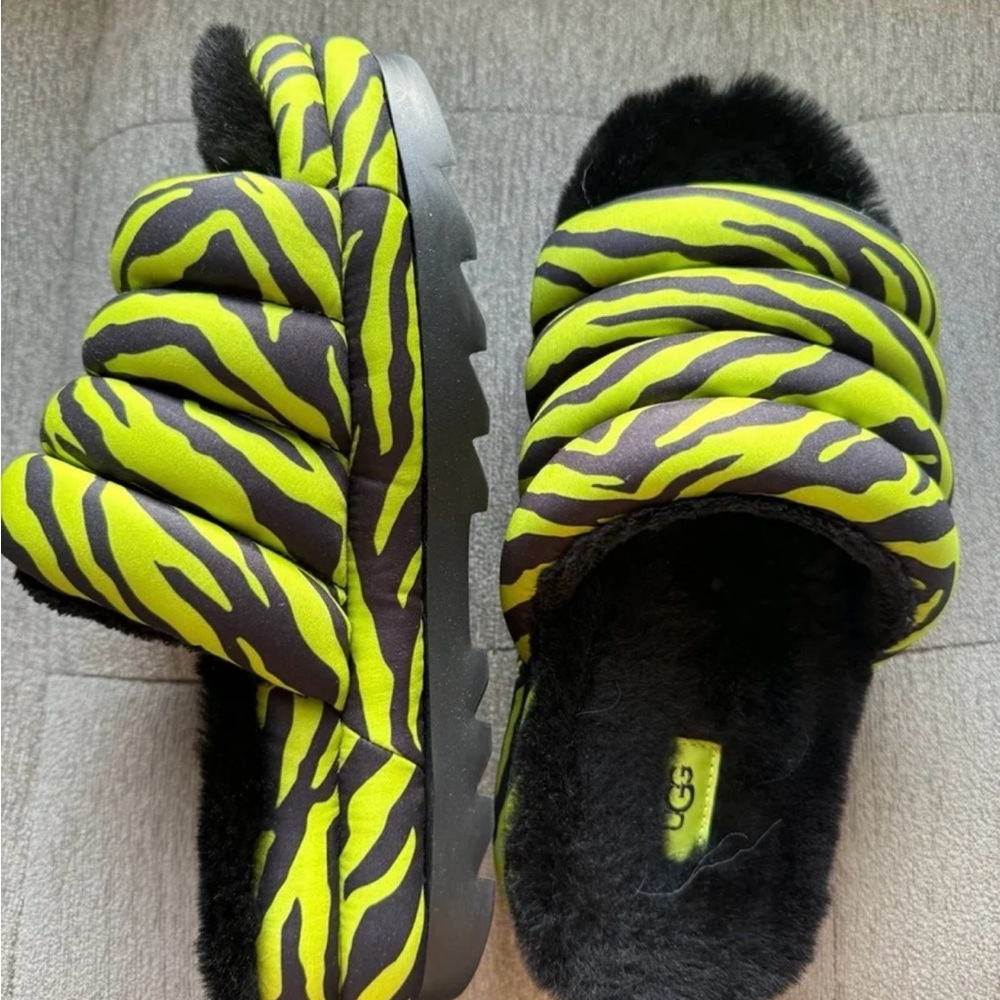 Ugg - Maxi Slide Tiger Print In Key Lime - image 5